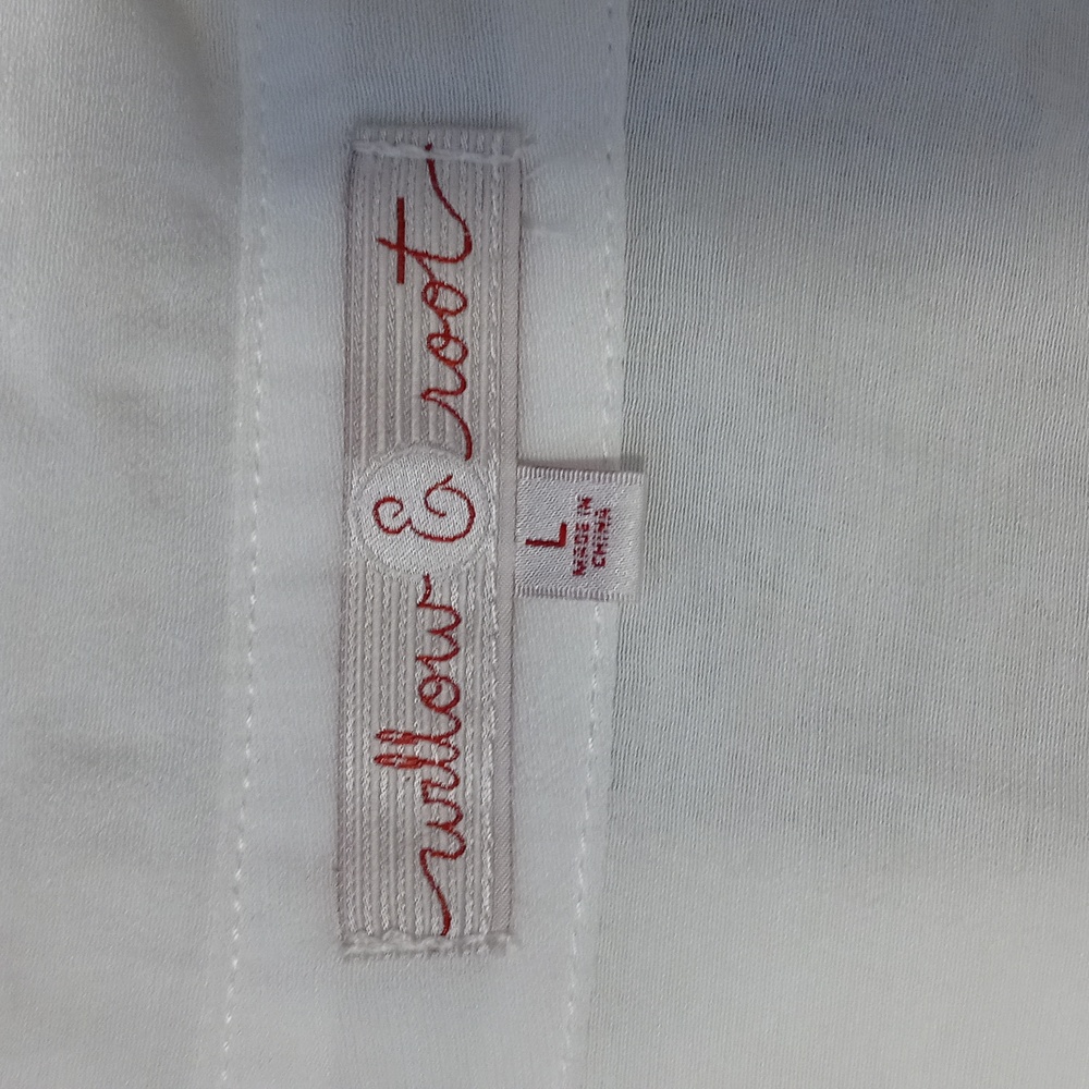 🤍Willow & Root🤍 - White L/S Button Down Long Top - Picture 3 of 16